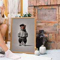 Ikonische realistische Baby-Tiger-Leinwand – Realistische, stilvolle und verspielte Wanddekoration