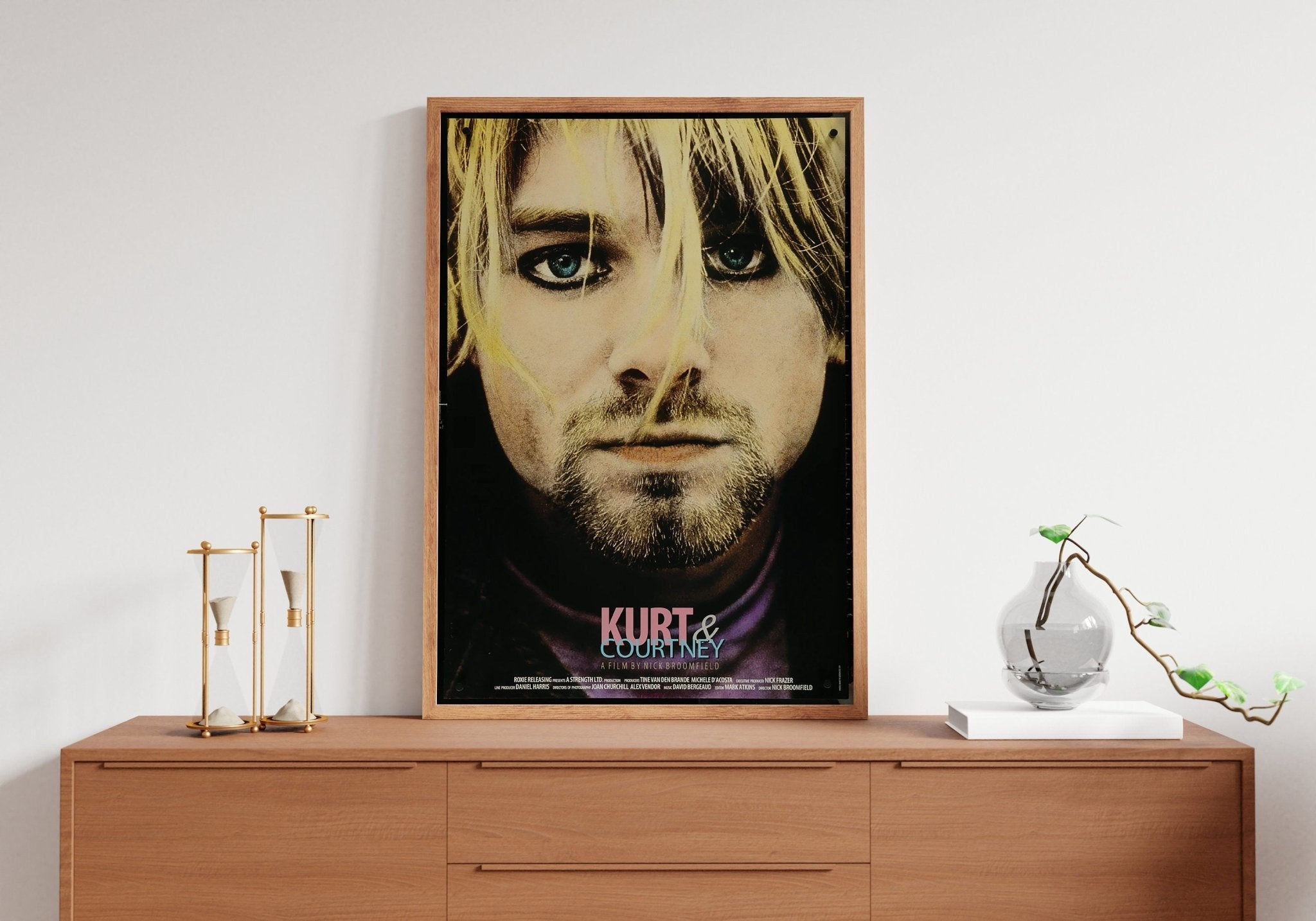 1998 Kurt & Courtney Retro Movie Canvas Poster - Canvasworkshop