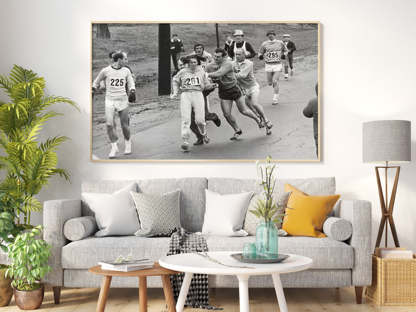 Kathrine Switzer First Woman to Officially Run Boston Marathon, Framed Canvas Wall Decor, Black And White Wall Art