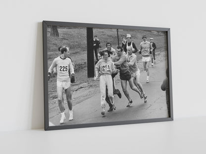 Kathrine Switzer First Woman to Officially Run Boston Marathon, Framed Canvas Wall Decor, Black And White Wall Art