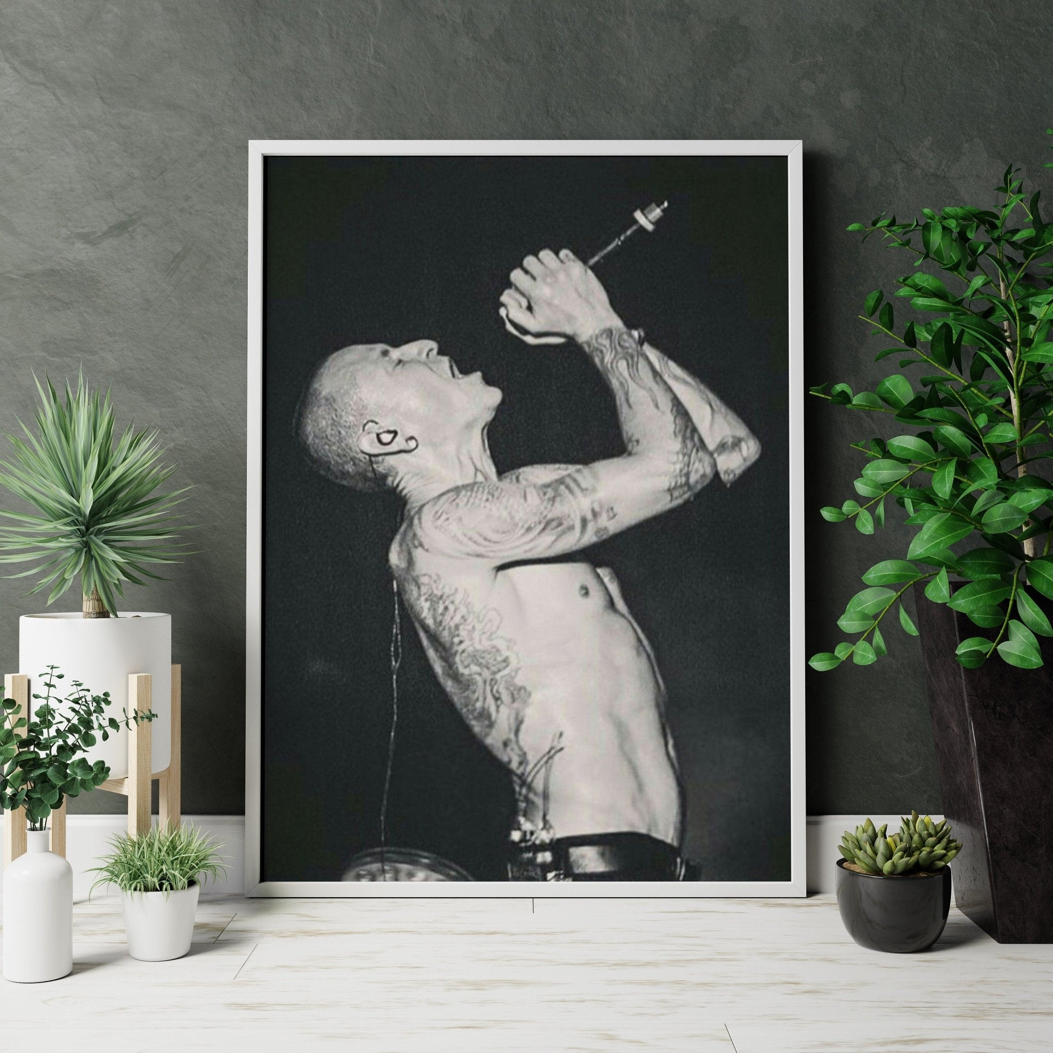 Chester Bennington Canvas Poster - Canvasworkshop
