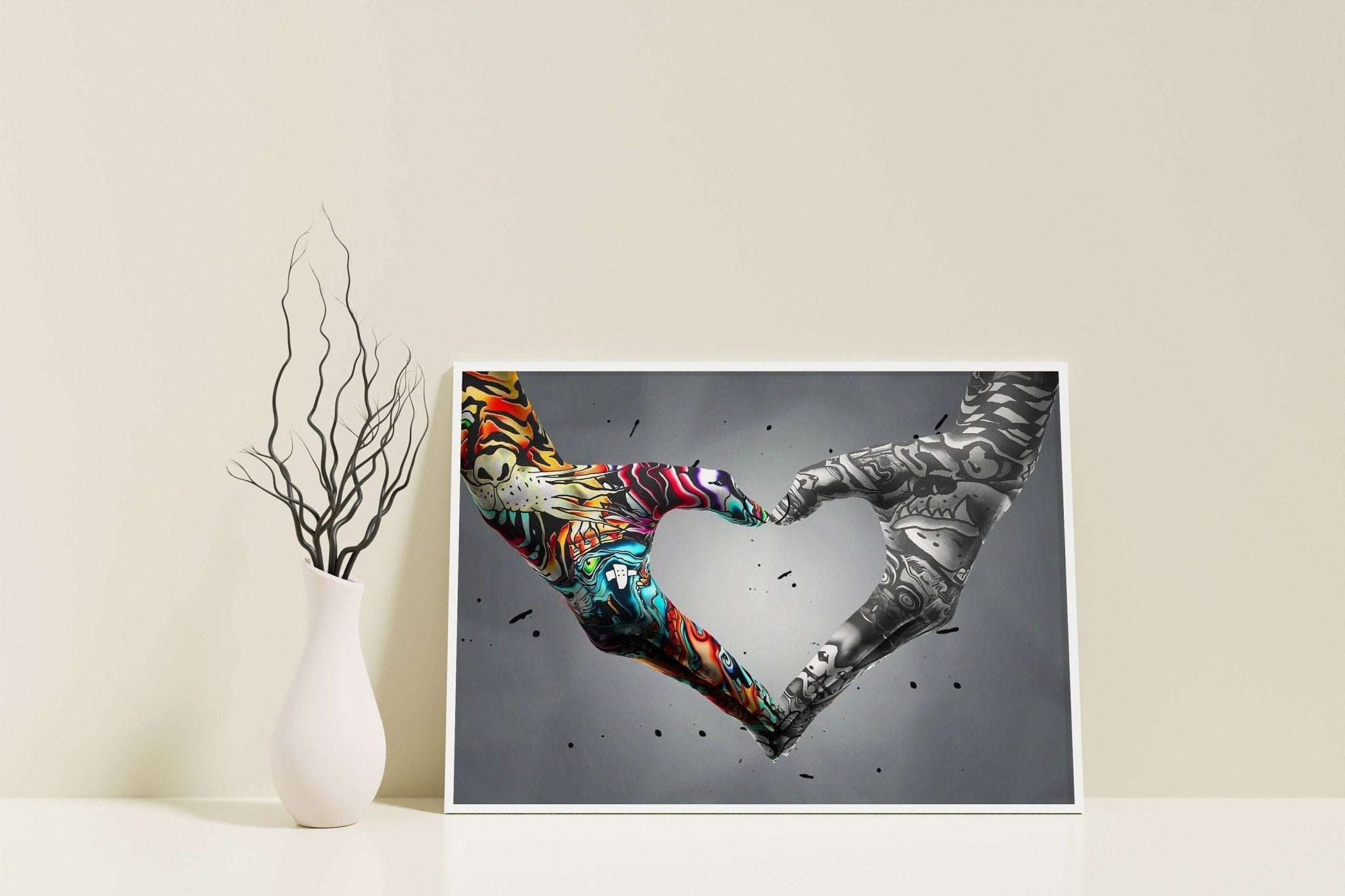 Couple Holding Hands Graffiti Painting Canvas - Canvasworkshop
