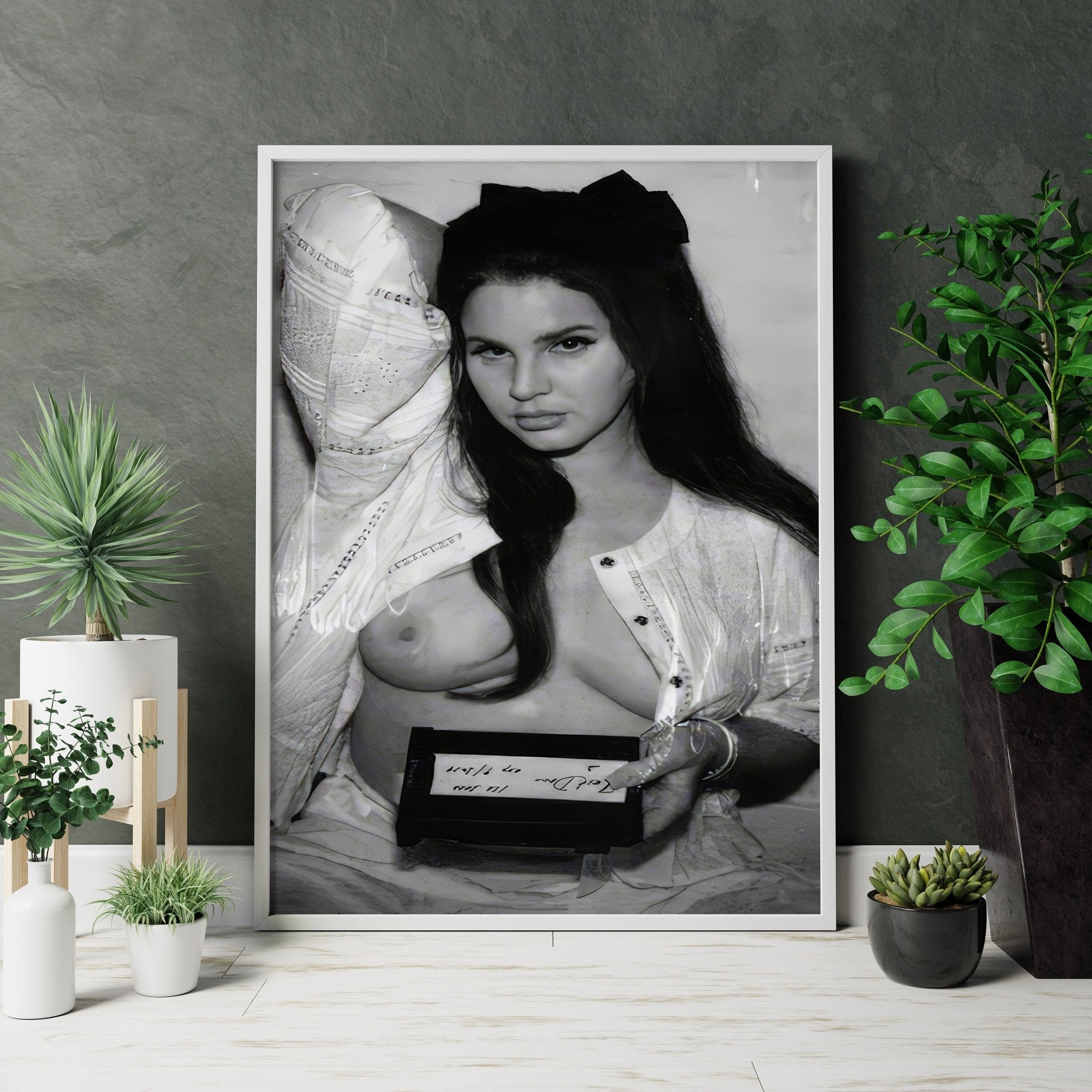Lana Del Rey Canvas Poster - Canvasworkshop