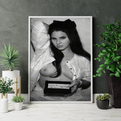 Lana Del Rey Canvas Poster - Canvasworkshop
