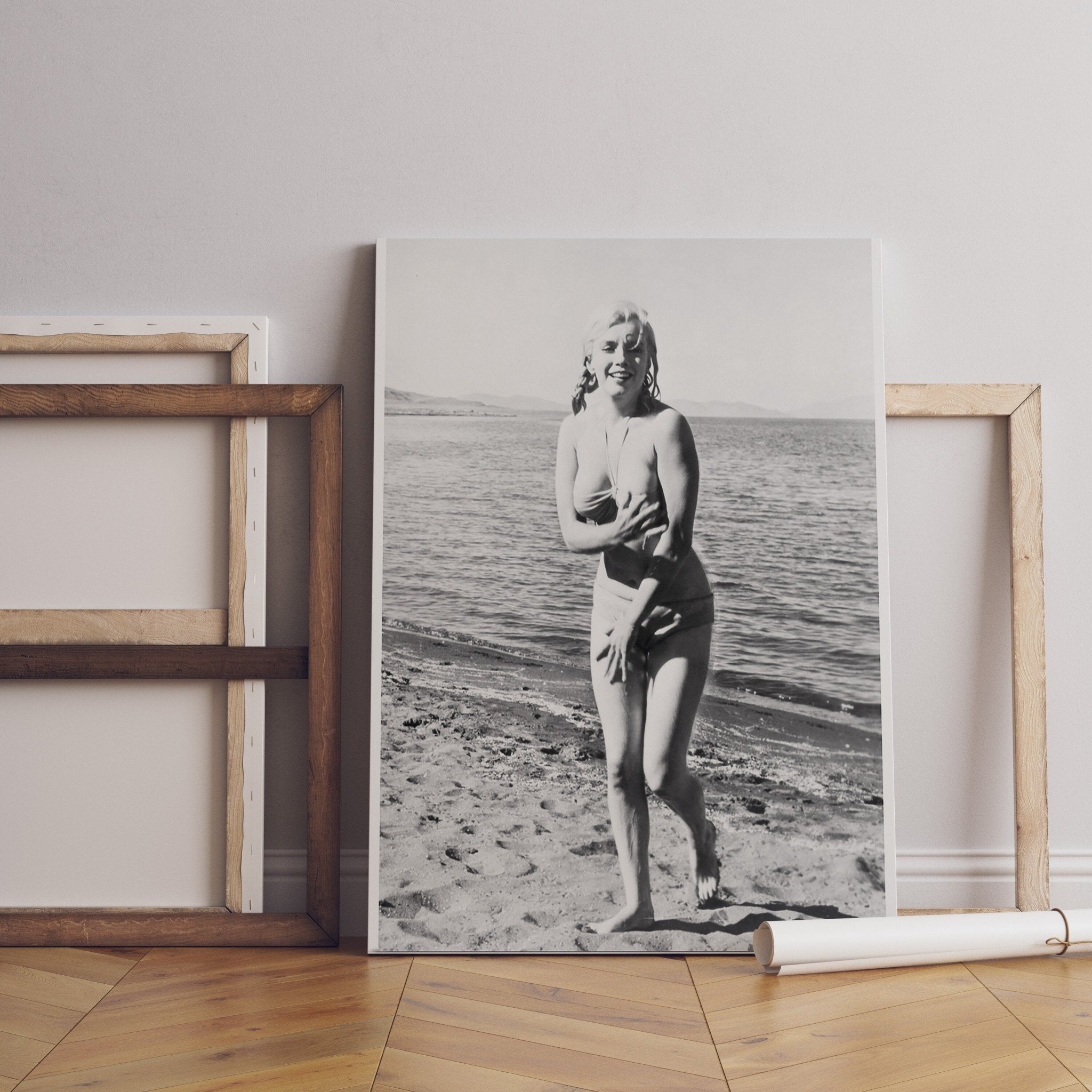 Marilyn Monroe Retro Canvas Poster - Canvasworkshop